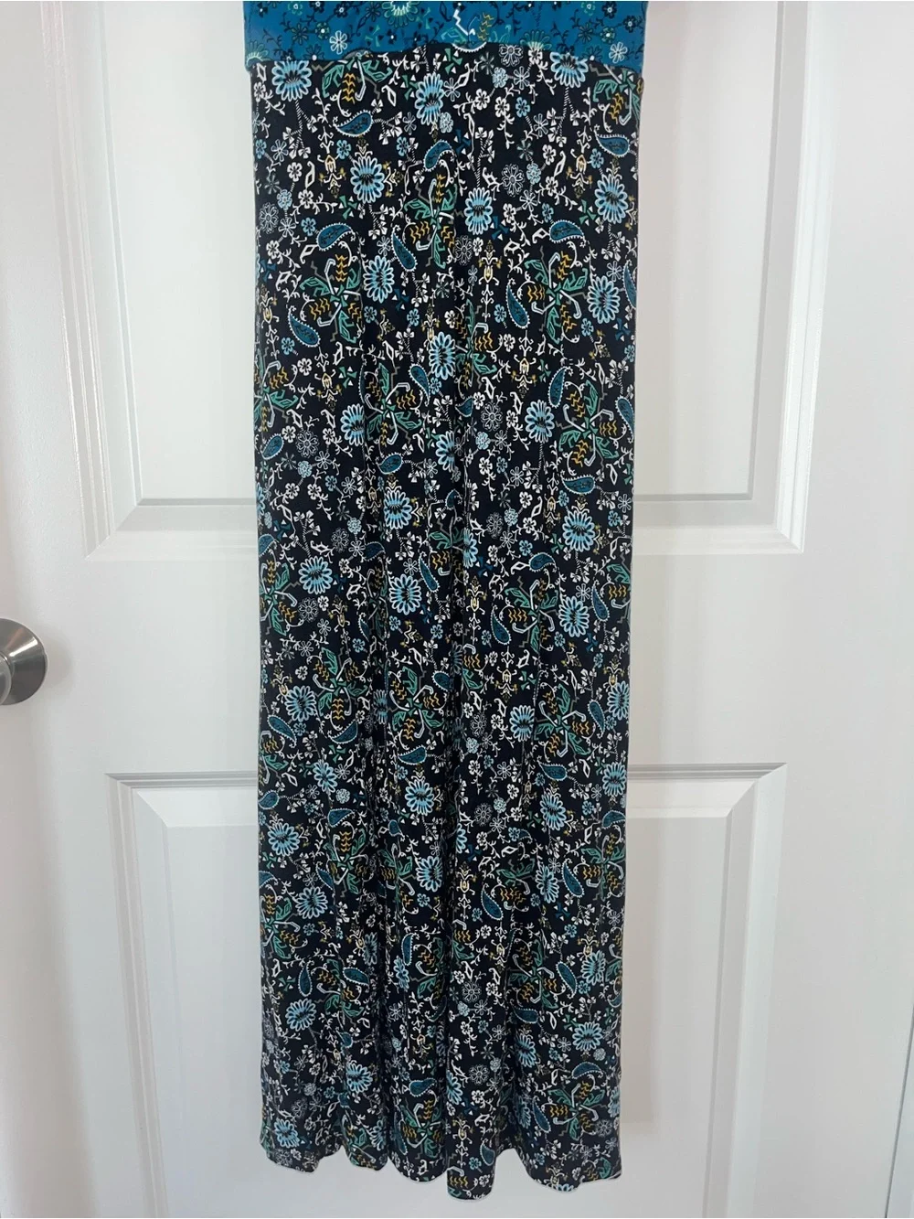 LOFT Teal Blue and Black Floral Maxi Dress Paisley Details V Neck Medium - Picture 3 of 9